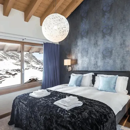 Luxury Penthouse With Views Of The Matterhorn Zermatt